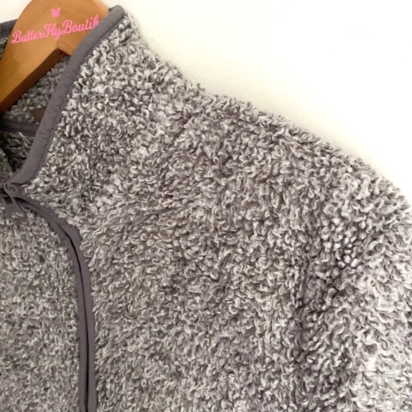 St. John’s Bay Active Teddy Jacket. Size M - Picture 7 of 7